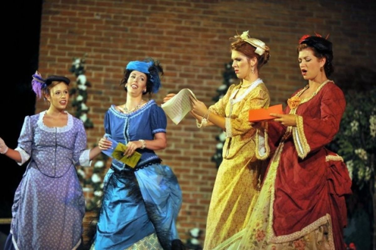 Elizabeth Lanie, Shannon McMinn Hoppe, Mariah Parris and Nettie Kraft at 